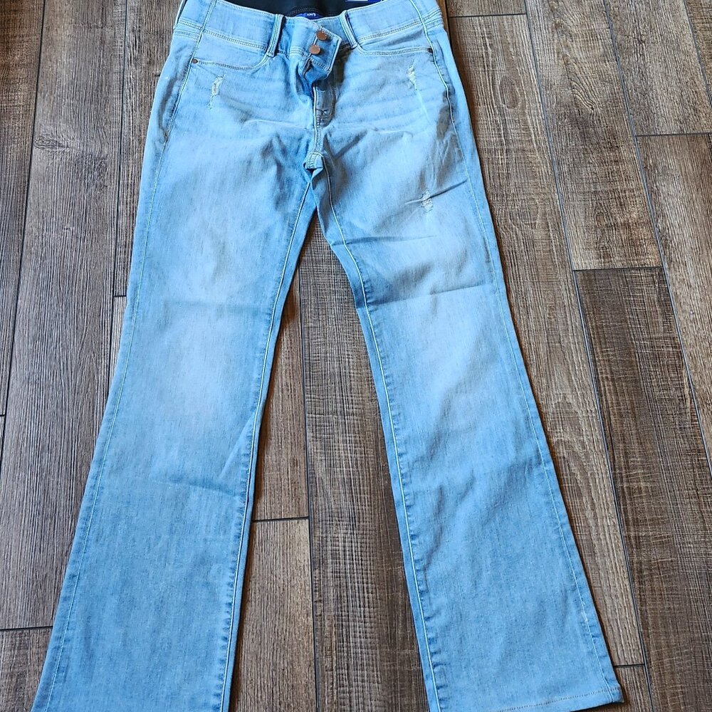 Women's jeans